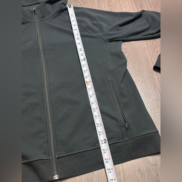 Lululemon Zip Up - Picture 6 of 8
